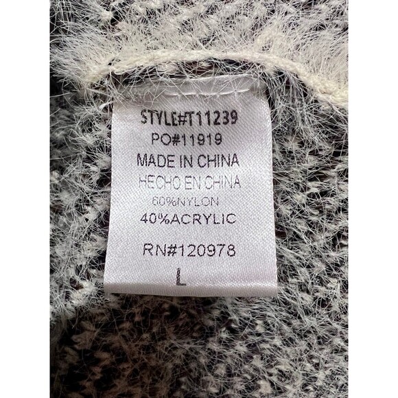 ENTRO Animal Print Fuzzy 1/4 Zip Up Sweater Size L (Bx 18) - Picture 9 of 9